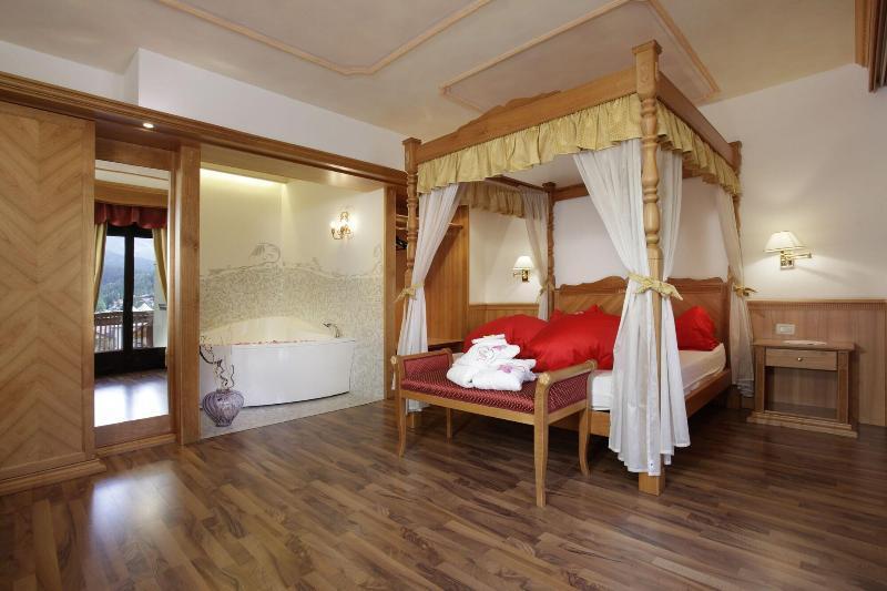 Cavallino Lovely Hotel Андало Экстерьер фото